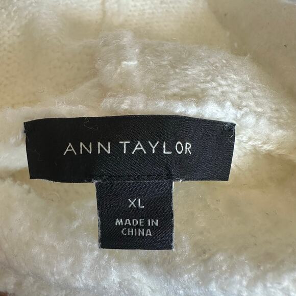 Ann Taylor Off White, Knit, Light Weight, Hooded Sweater- XL - Picture 3 of 7
